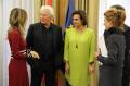 13/12/2017 - La ministra de Sanidad, Dolors Montserrat se reúne con la Fundación RAIS, con su presidente Fernando Vidal, el director General José Manuel Caballol y acompañados por Richard Gere y Alejandra Silva